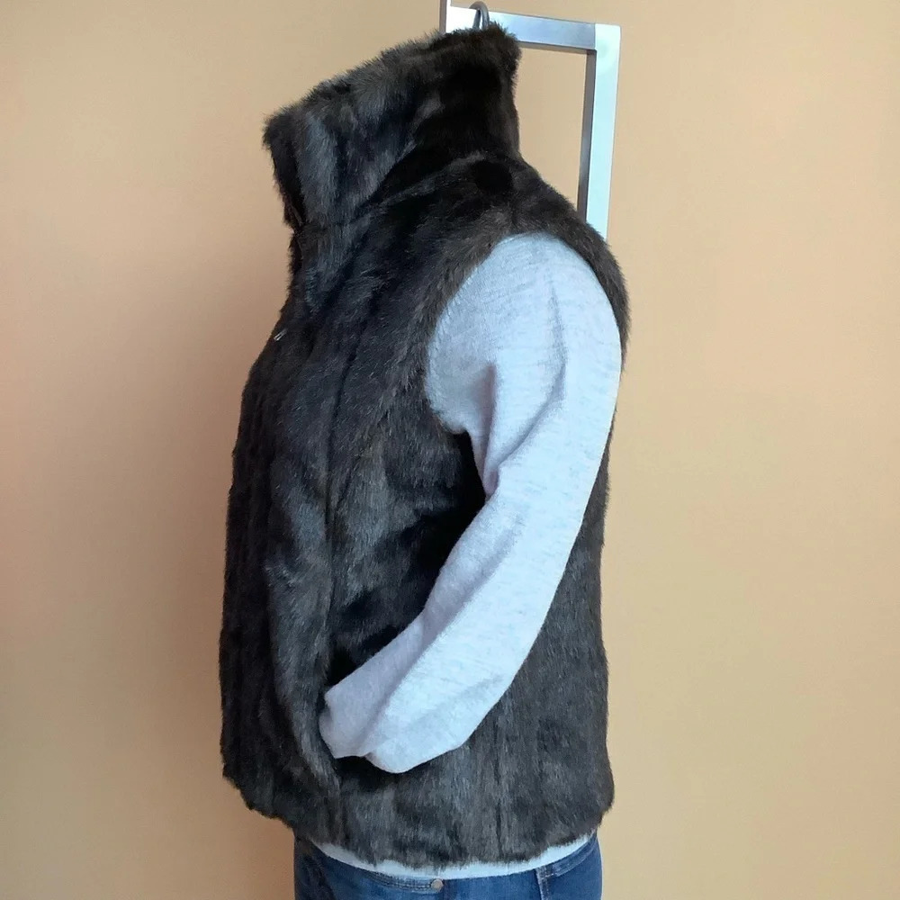 LE CHATEAU Faux Fur Mink Zip Vest Size S - Picture 4 of 15